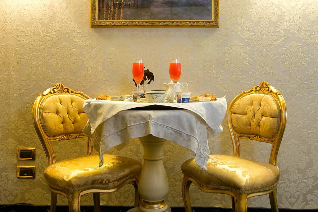 Ca' Della Loggia Bed & Breakfast Venice Exterior photo