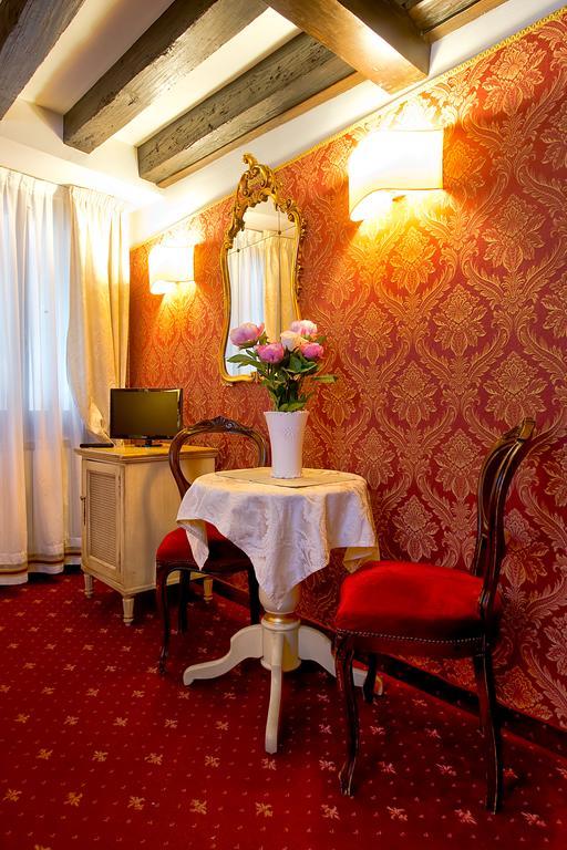 Ca' Della Loggia Bed & Breakfast Venice Exterior photo